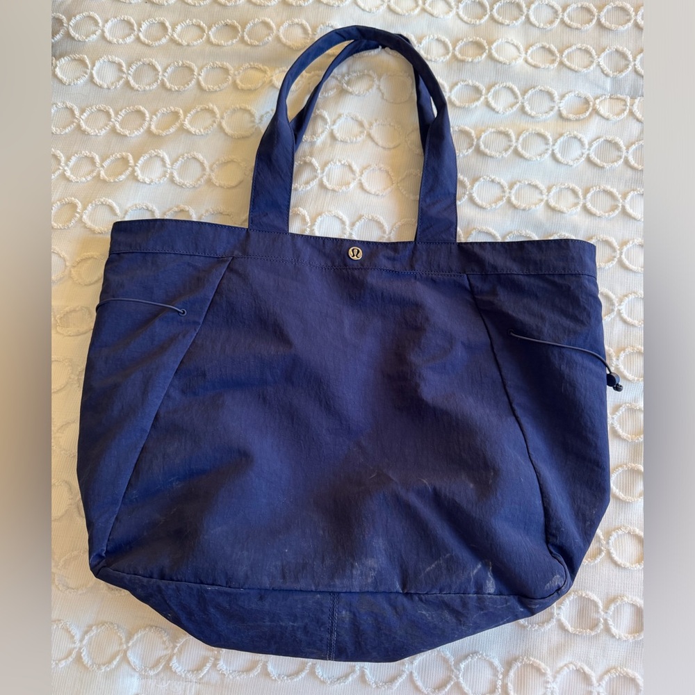 EUC Lululemon Tote Bag - Navy